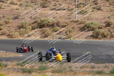 media/Jun-01-2025-CalClub SCCA (Sun) [[eae223c5dd]]/Group 3/Qualifying/